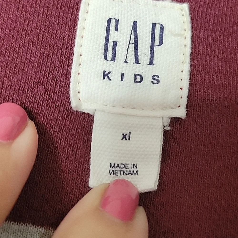 Gap Burgandy gray striped  one quarter zip xl/12